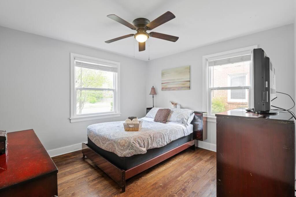 Private House + Yard Central Location To All Rva 리치먼드 외부 사진
