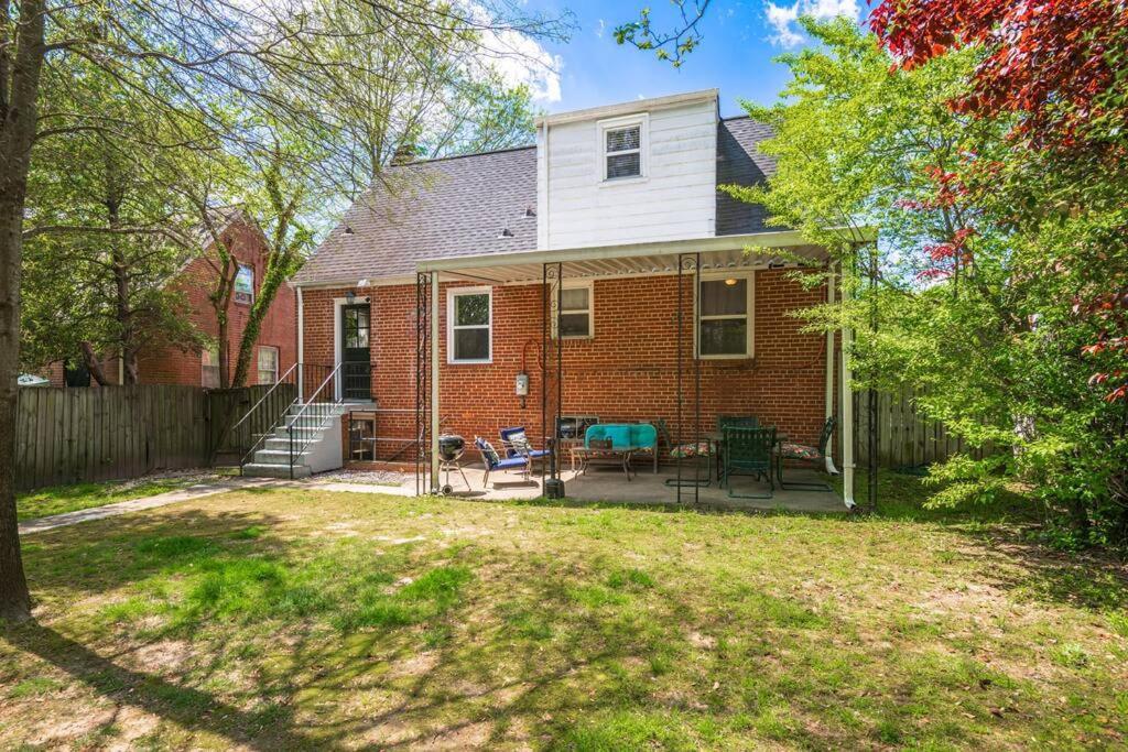 Private House + Yard Central Location To All Rva 리치먼드 외부 사진
